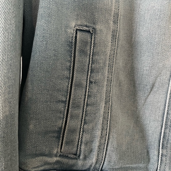 Light Blue Denim Jacket - Women Draper James RSVP - Picture 4 of 6